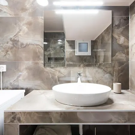Daphne By Halu! : Downtown Family Penthouse Appartement *
